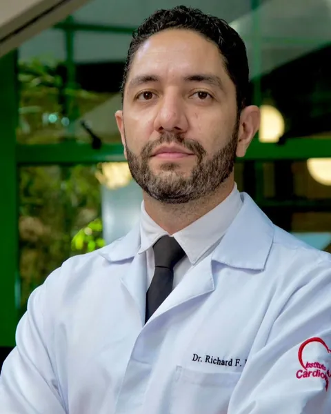 Dr. Richard Fagundes Kuhne, radiologista